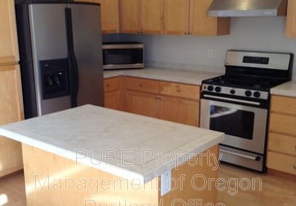 9100 SW GRAPHITE TERRACE