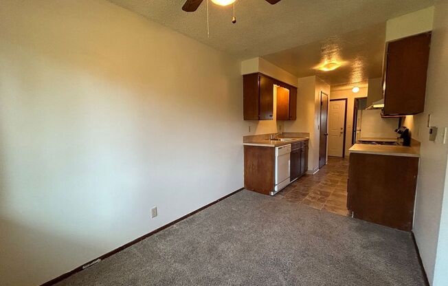 1 bed, 1 bath, $1,225, Unit 219