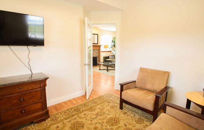 3 beds, 3 baths, 2,000 sqft, $2,850