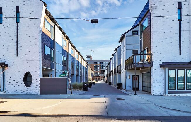 1214 Minter Pl #27