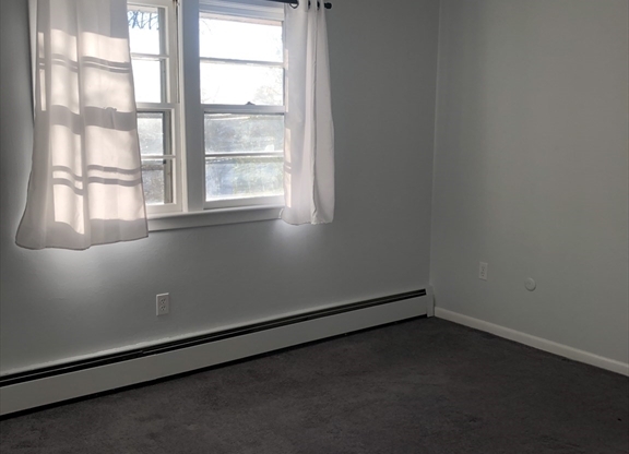 1 bed, 1 bath, 540 sqft, $2,050, Unit 52