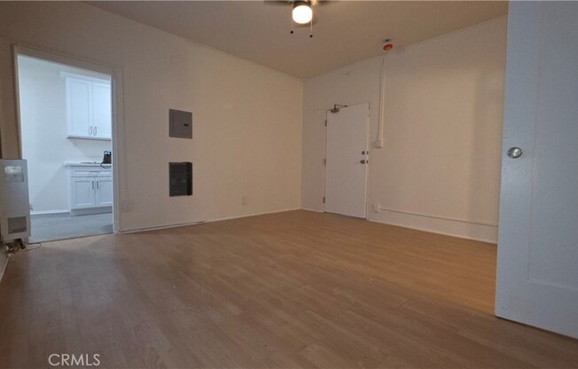 3408 SUNSET BLVD