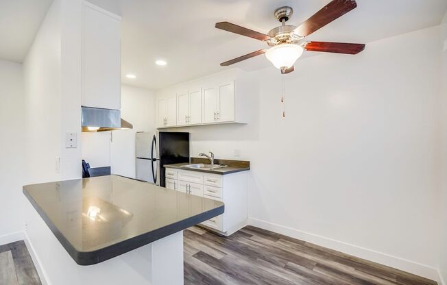 1 bed, 1 bath, $1,892, Unit 26