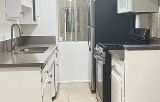 1 bed, 1 bath, $2,095, Unit 03