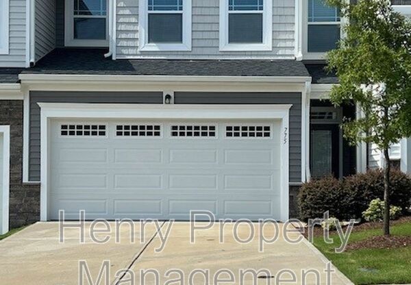 775 AMARRA DR