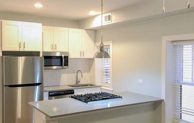 1 bed, 1 bath, 575 sqft, $2,595, Unit 2105-1