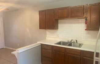 1 bed, 1 bath, $500, Unit 179 - 8