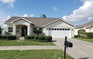 Charming 3Bed/2Bath Home Located in The Hammocks!