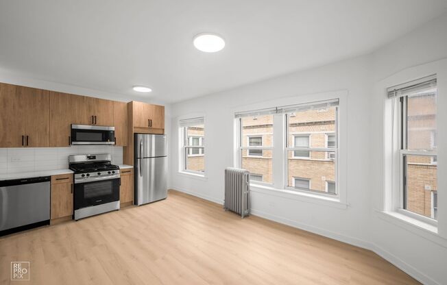 2 beds, 1 bath, 750 sqft, $2,095, Unit 1438-1F