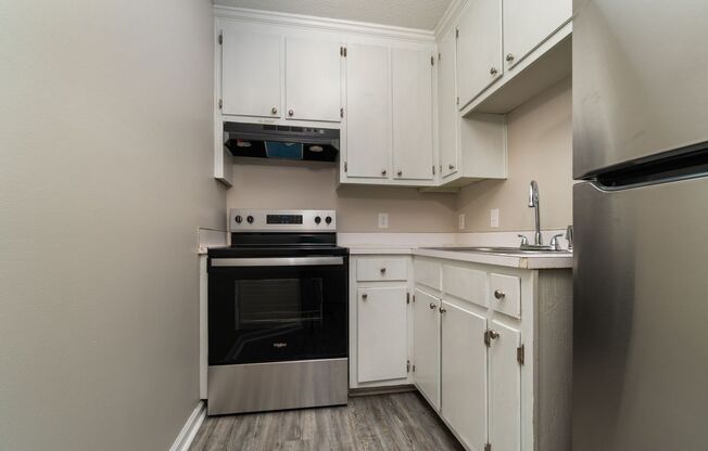 2 beds, 1 bath, 750 sqft, $900, Unit 2206-1