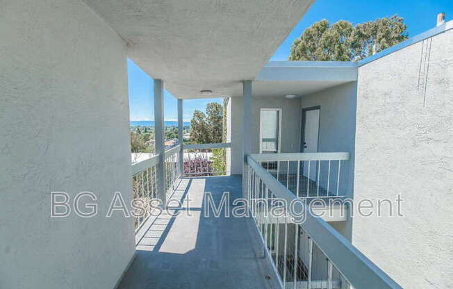 944 Fletcher Ln