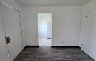 1 bed, 1 bath, 450 sqft, $985, Unit 2