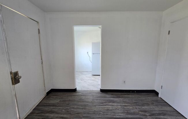 1 bed, 1 bath, 450 sqft, $985, Unit 2