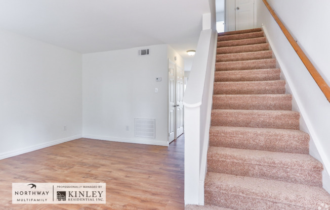 2 beds, 1 bath, 850 sqft, $1,250, Unit 31-E