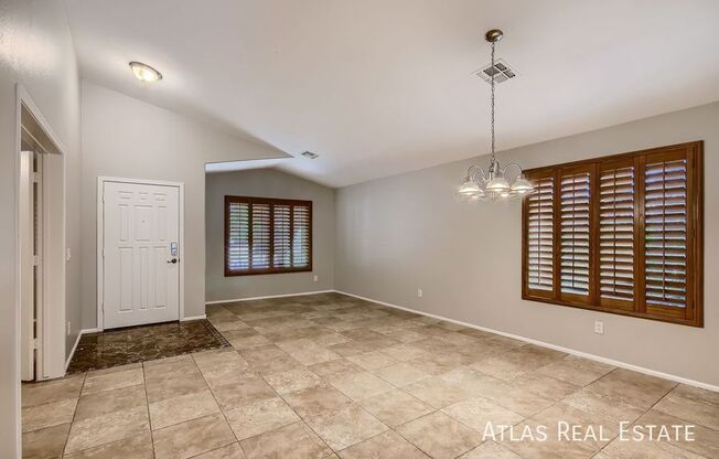 1305 W BUSA DR