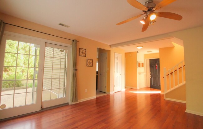 Nice 3 bedroom 2 bath town home in SW Durham: Available Now