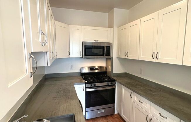 1 bed, 1 bath, 750 sqft, $2,795, Unit 15