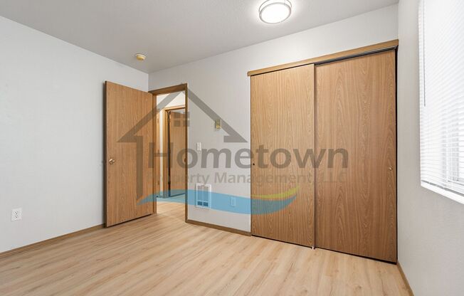 2 beds, 1 bath, $1,200, Unit 2