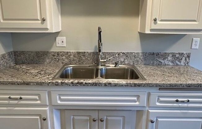 Villa Del Sol Apartments