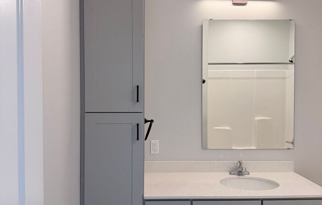 2 beds, 2 baths, 1,142 sqft, $1,525, Unit 517