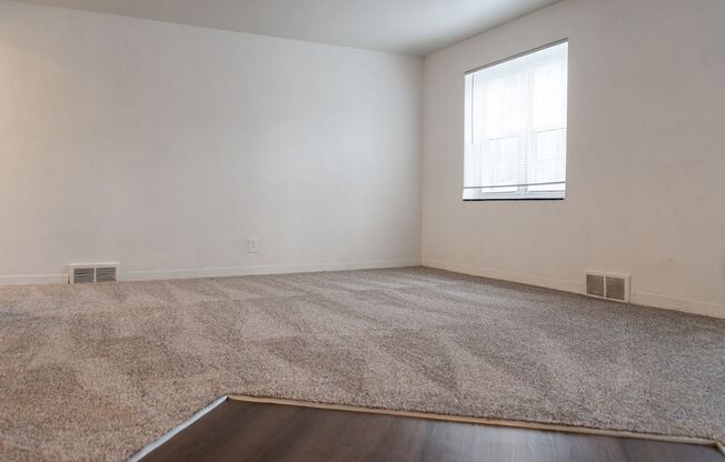 2 beds, 1 bath, 850 sqft, $995, Unit K135