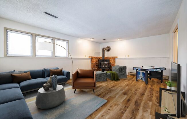 2 bedroom 1 bath close to downtown