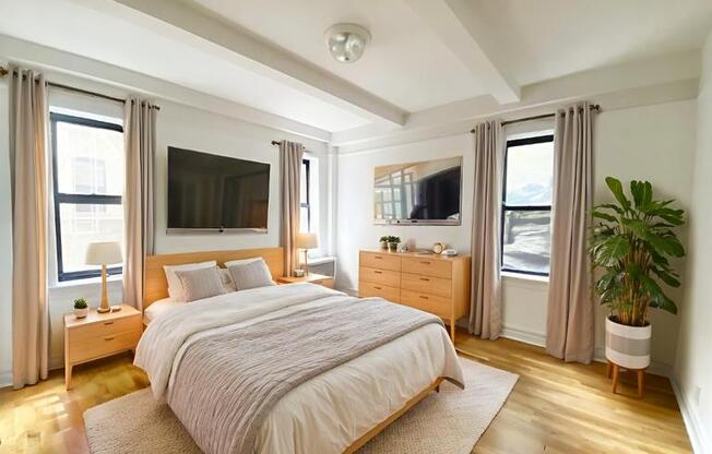 412 W 110 ST