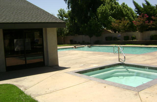 3 bedroom Townhouse in a gated community