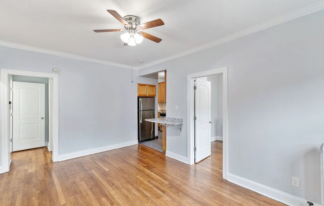 2 beds, 1 bath, 569 sqft, $2,300, Unit 6116-3E