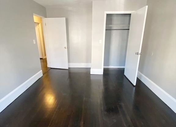 64 BURT ST