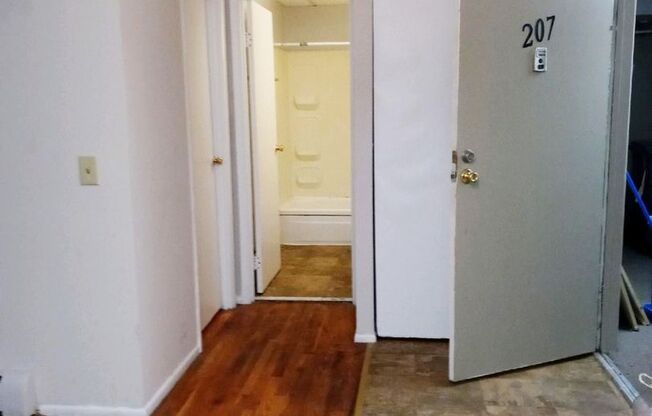 1 bed, 1 bath, 525 sqft, $845, Unit 3060-207