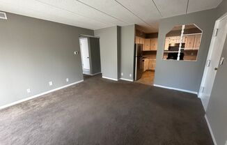 1 bed, 1 bath, 800 sqft, $995, Unit 8