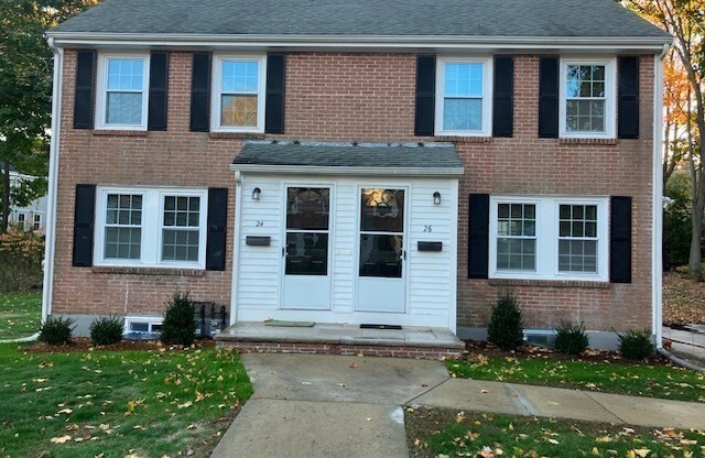 24 SPENCER ST