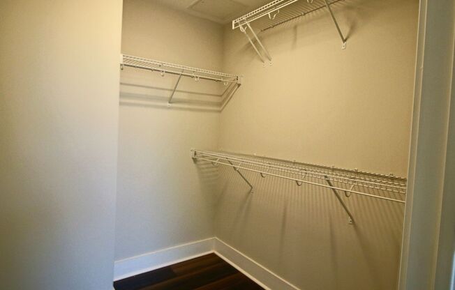 1 bed, 1 bath, 534 sqft, $1,495, Unit APT 205