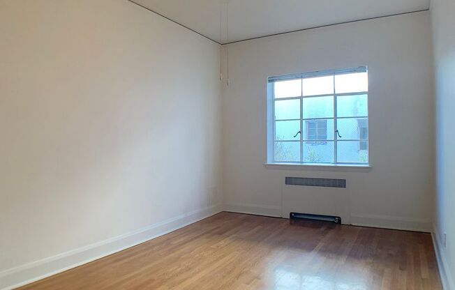 1 bed, 1 bath, 726 sqft, $1,550, Unit 407