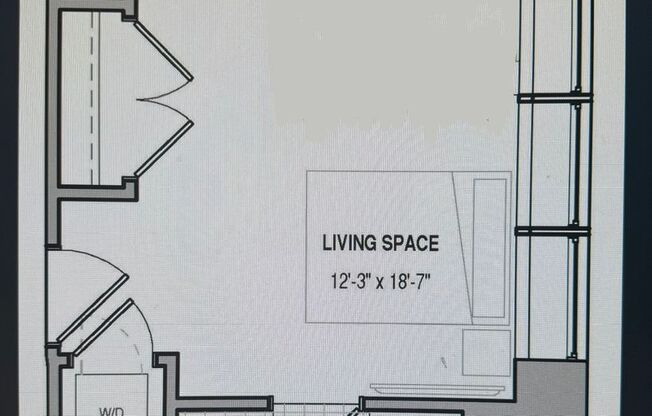 Studio, 1 bath, 415 sqft, $1,650, Unit 307