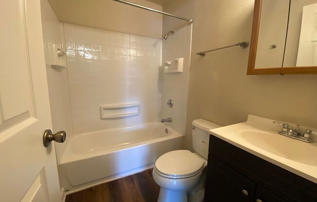 1 bed, 1 bath, $1,375, Unit 3259 #7