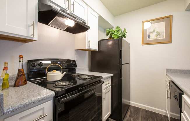 Tierra Pointe