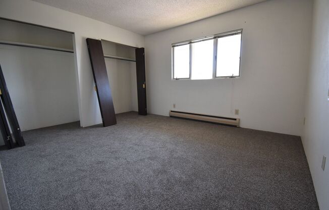 2 beds, 1 bath, $1,600, Unit 41