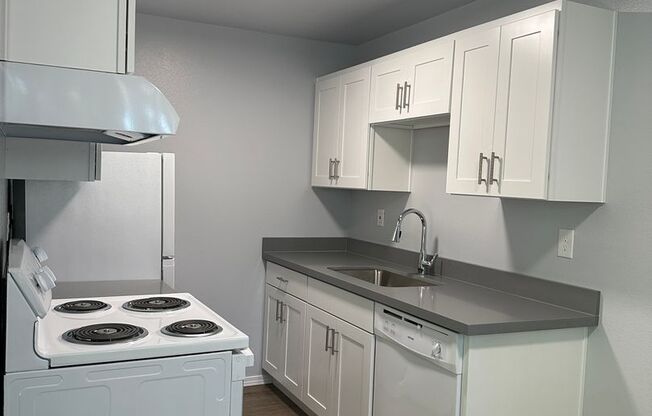 Kon Tiki Apartment Homes