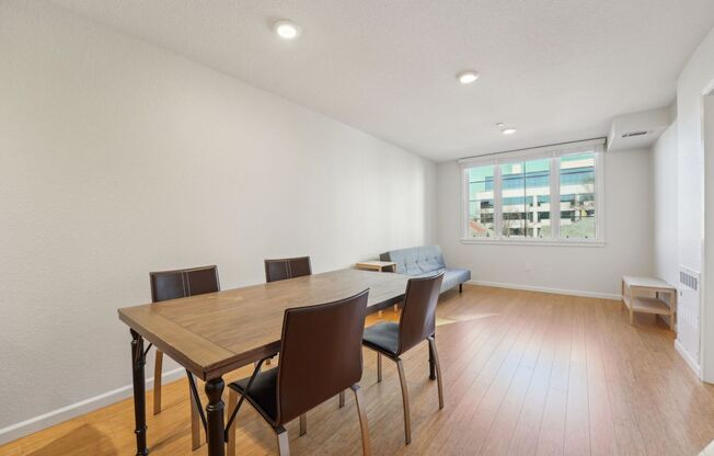 2 beds, 2 baths, 796 sqft, $4,195, Unit 412