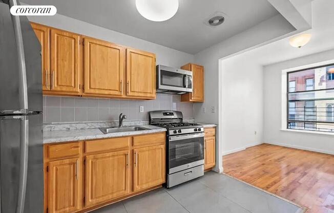 69 W 126 ST
