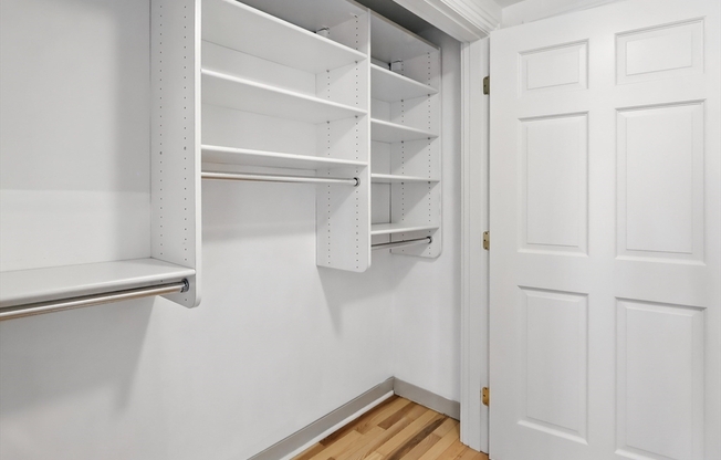 2 beds, 2 baths, 1,210 sqft, $5,500, Unit W907