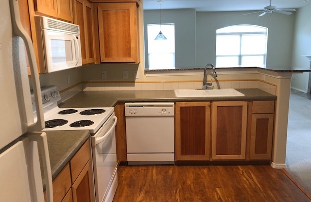 2 beds, 2 baths, $1,995