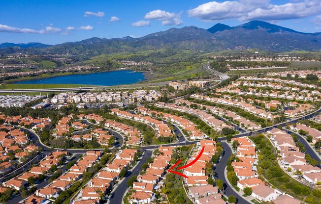 2 beds, 2 baths, $4,995