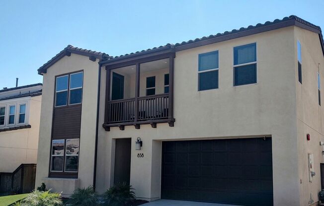 Spacious 5 Bedroom Home in The Village of Escaya in Otay Ranch