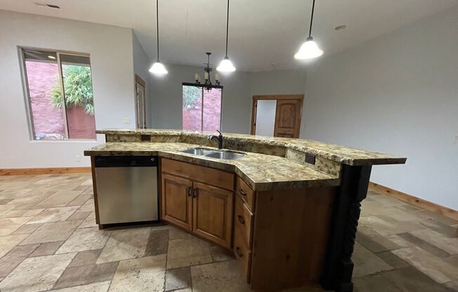 3 bed 3 bath home - Located just below The D sign! MUST SEE PICTURES!
