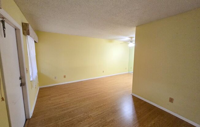 Cozy 55+ 1st Floor Apartment
