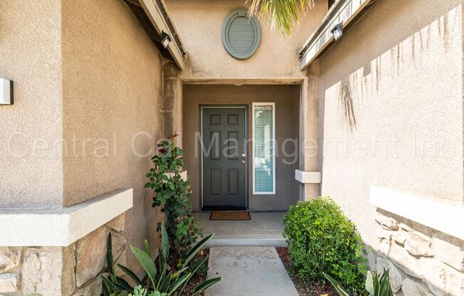 4 Bedroom/2 Bath Home with Solar - $2695 per month!