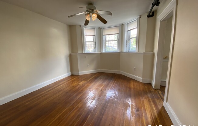 9 BARROWS ST